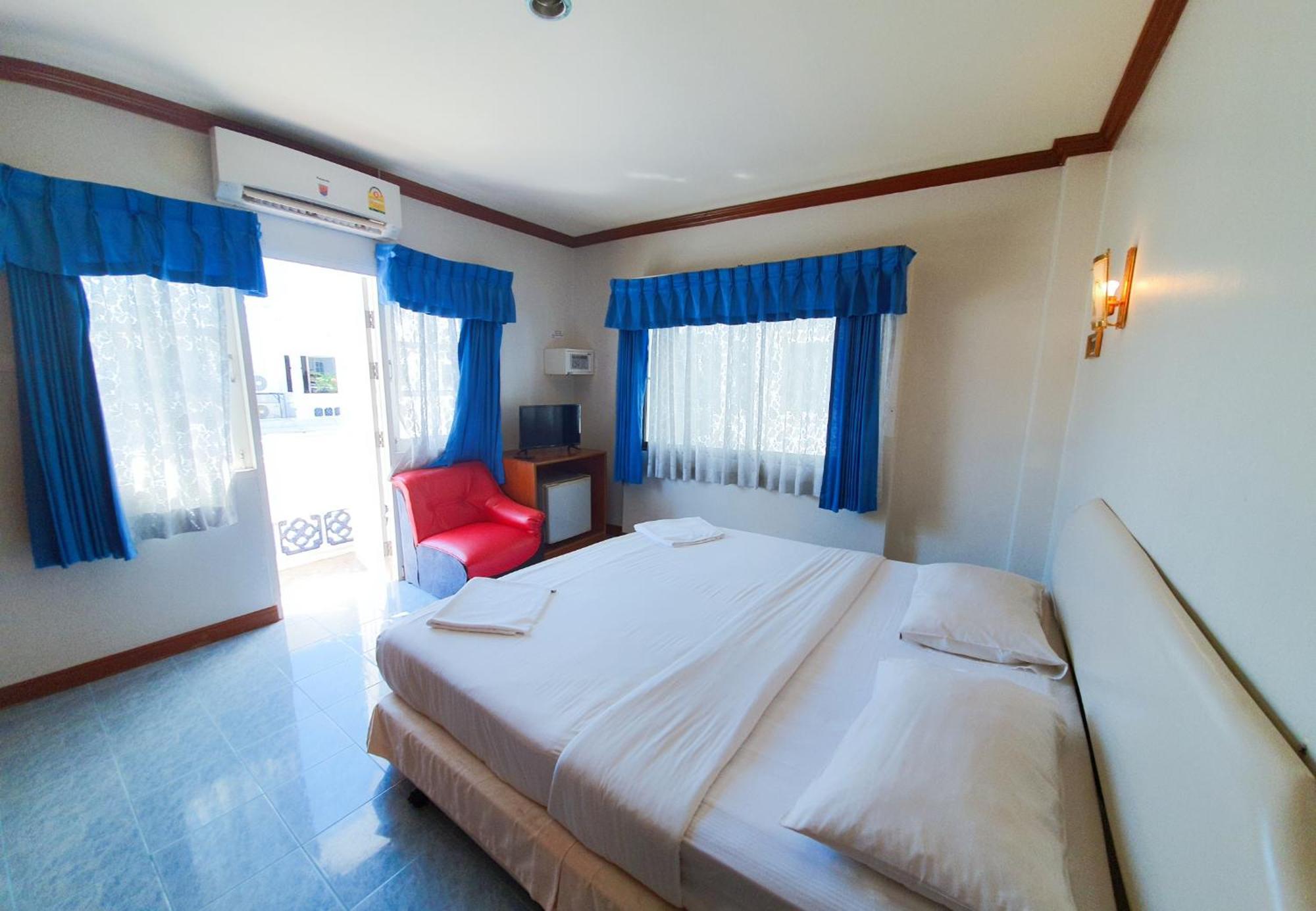 Break Point Hotel Patong Exterior foto