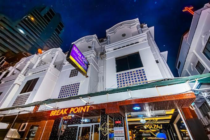 Break Point Hotel Patong Exterior foto